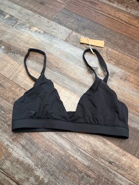 SKIMS Black Triangle Bralette - Women's Lightweight Comfort